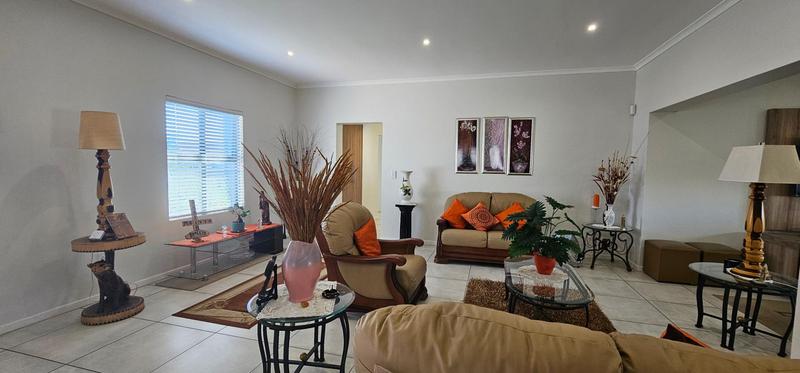 3 Bedroom Property for Sale in Country Club Western Cape